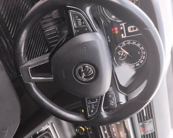 Синий Шкода Суперб, объемом двигателя 1.97 л и пробегом 200 тыс. км за 13600 $, фото 14 на Automoto.ua