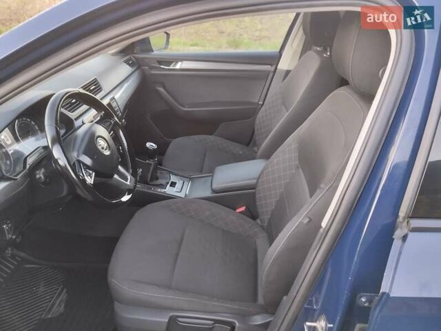Синий Шкода Суперб, объемом двигателя 1.97 л и пробегом 221 тыс. км за 13700 $, фото 9 на Automoto.ua
