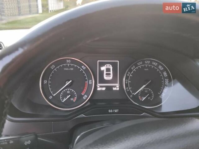 Синий Шкода Суперб, объемом двигателя 1.97 л и пробегом 221 тыс. км за 13700 $, фото 21 на Automoto.ua