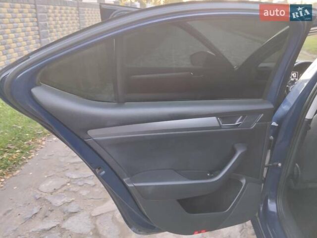 Синий Шкода Суперб, объемом двигателя 1.97 л и пробегом 221 тыс. км за 13700 $, фото 16 на Automoto.ua