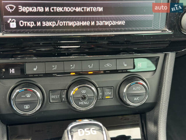 Синий Шкода Суперб, объемом двигателя 2 л и пробегом 265 тыс. км за 16300 $, фото 84 на Automoto.ua