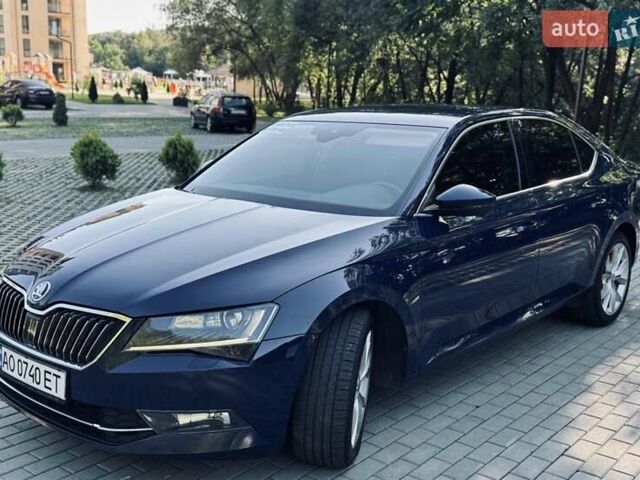 Синій Шкода Суперб, об'ємом двигуна 2.01 л та пробігом 296 тис. км за 15200 $, фото 2 на Automoto.ua