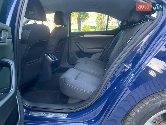 Синий Шкода Суперб, объемом двигателя 2 л и пробегом 141 тыс. км за 17200 $, фото 14 на Automoto.ua