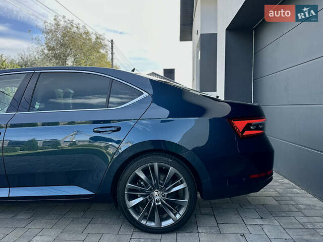 Синий Шкода Суперб, объемом двигателя 1.97 л и пробегом 101 тыс. км за 27499 $, фото 7 на Automoto.ua