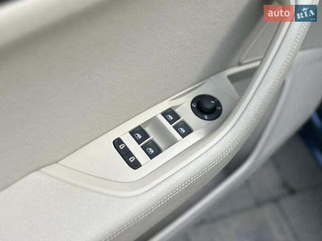 Синий Шкода Суперб, объемом двигателя 1.97 л и пробегом 101 тыс. км за 28499 $, фото 30 на Automoto.ua