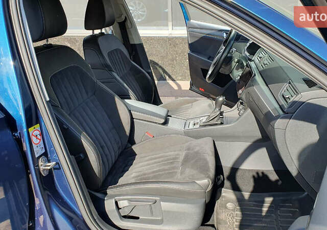 Синій Шкода Суперб, об'ємом двигуна 2 л та пробігом 78 тис. км за 33900 $, фото 10 на Automoto.ua