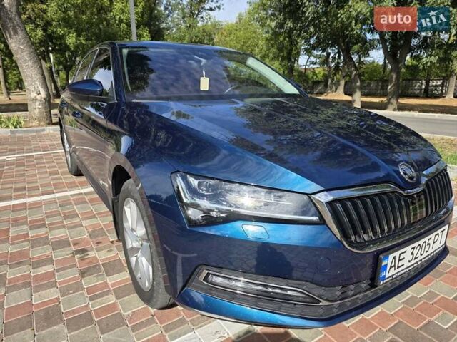 Синій Шкода Суперб, об'ємом двигуна 1.98 л та пробігом 24 тис. км за 33000 $, фото 3 на Automoto.ua