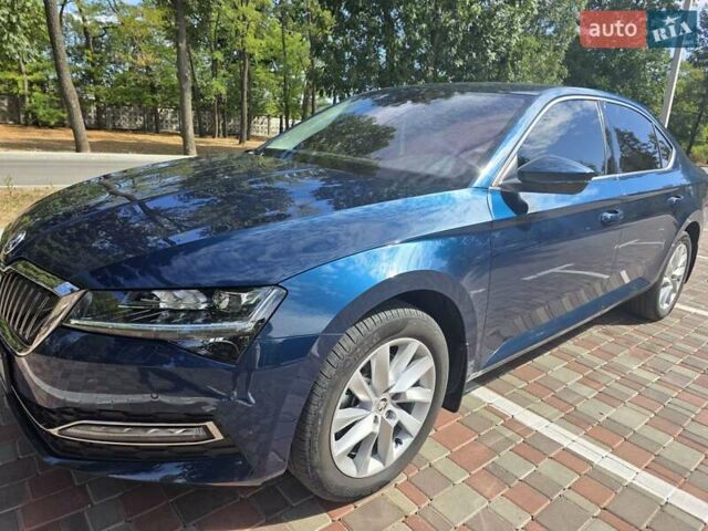 Синій Шкода Суперб, об'ємом двигуна 1.98 л та пробігом 24 тис. км за 33000 $, фото 10 на Automoto.ua