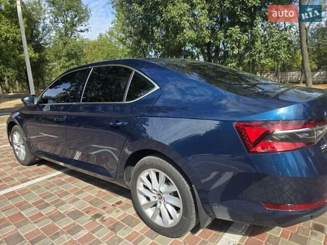 Синій Шкода Суперб, об'ємом двигуна 1.98 л та пробігом 24 тис. км за 33000 $, фото 12 на Automoto.ua