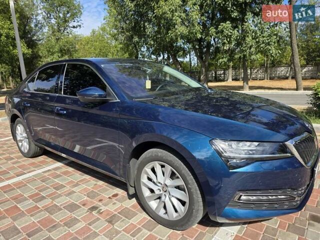 Синій Шкода Суперб, об'ємом двигуна 1.98 л та пробігом 24 тис. км за 33000 $, фото 8 на Automoto.ua