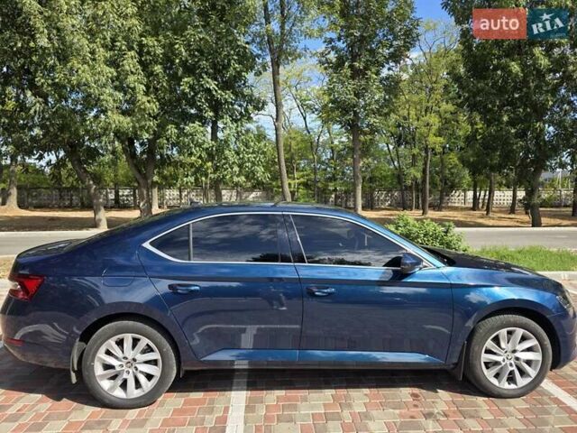 Синій Шкода Суперб, об'ємом двигуна 1.98 л та пробігом 24 тис. км за 33000 $, фото 11 на Automoto.ua