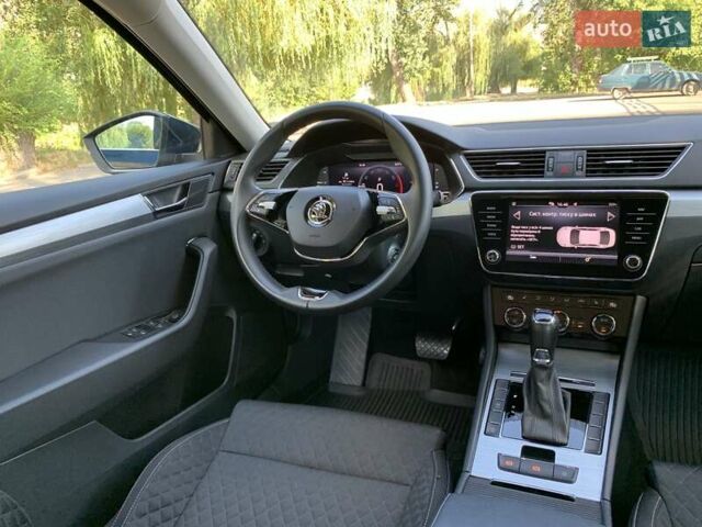 Синий Шкода Суперб, объемом двигателя 1.98 л и пробегом 34 тыс. км за 31500 $, фото 26 на Automoto.ua