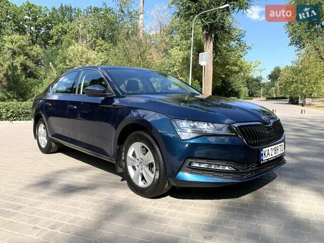 Синий Шкода Суперб, объемом двигателя 1.98 л и пробегом 34 тыс. км за 31500 $, фото 1 на Automoto.ua