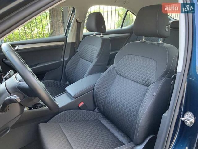 Синий Шкода Суперб, объемом двигателя 1.98 л и пробегом 34 тыс. км за 31500 $, фото 24 на Automoto.ua