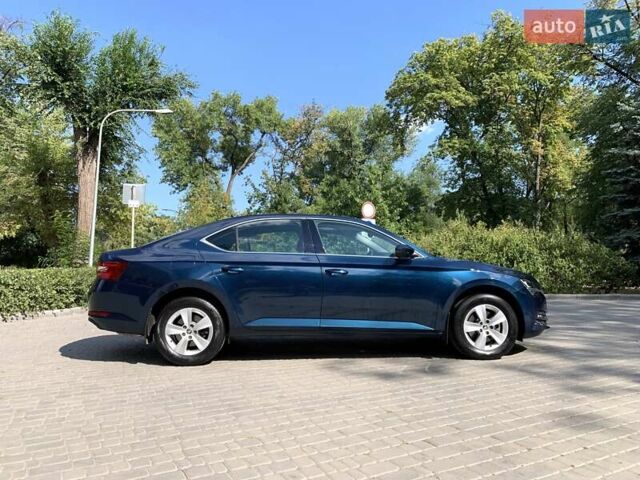 Синий Шкода Суперб, объемом двигателя 1.98 л и пробегом 34 тыс. км за 31500 $, фото 8 на Automoto.ua