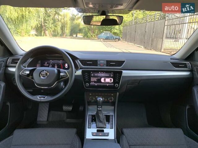 Синий Шкода Суперб, объемом двигателя 1.98 л и пробегом 34 тыс. км за 31500 $, фото 39 на Automoto.ua