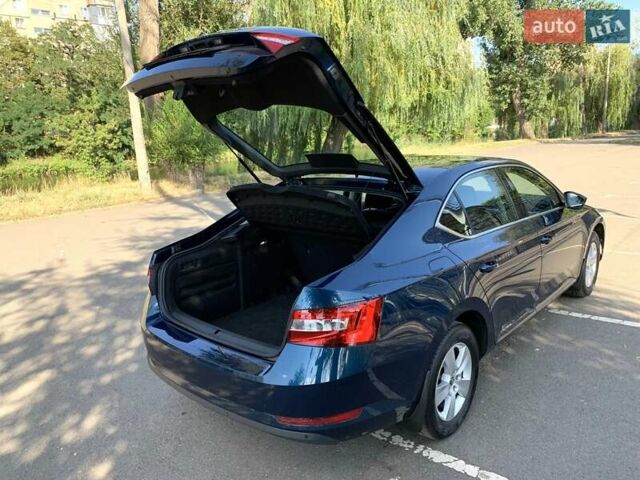 Синий Шкода Суперб, объемом двигателя 1.98 л и пробегом 34 тыс. км за 31500 $, фото 48 на Automoto.ua