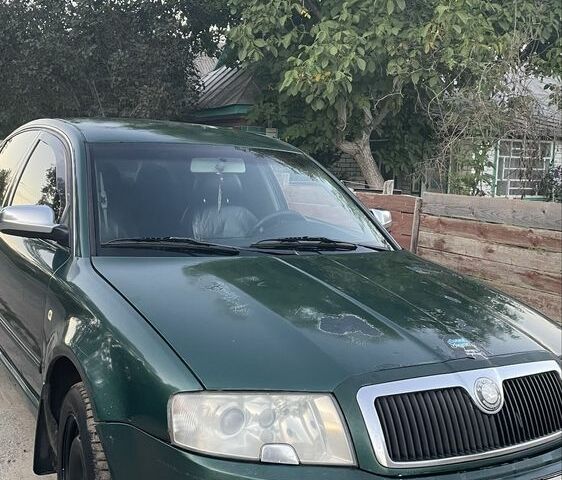 Зеленый Шкода Суперб, объемом двигателя 1.8 л и пробегом 400 тыс. км за 2900 $, фото 1 на Automoto.ua