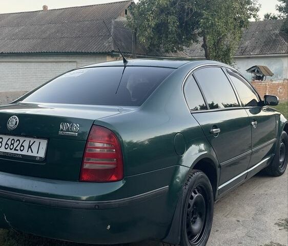 Зеленый Шкода Суперб, объемом двигателя 1.8 л и пробегом 400 тыс. км за 2900 $, фото 10 на Automoto.ua