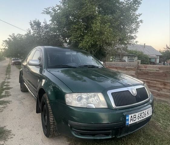 Зеленый Шкода Суперб, объемом двигателя 1.8 л и пробегом 400 тыс. км за 2900 $, фото 3 на Automoto.ua