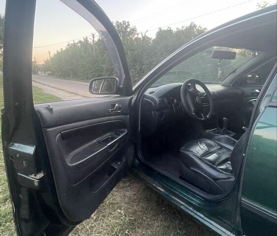 Зеленый Шкода Суперб, объемом двигателя 1.8 л и пробегом 400 тыс. км за 2900 $, фото 11 на Automoto.ua