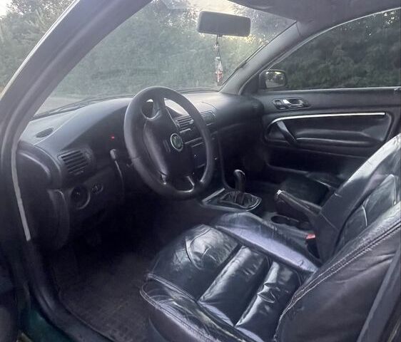 Зеленый Шкода Суперб, объемом двигателя 1.8 л и пробегом 400 тыс. км за 2900 $, фото 12 на Automoto.ua