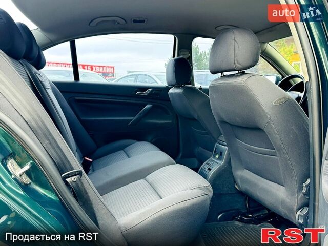 Зелений Шкода Суперб, об'ємом двигуна 1.8 л та пробігом 245 тис. км за 4999 $, фото 5 на Automoto.ua
