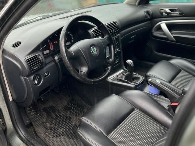 Зеленый Шкода Суперб, объемом двигателя 1.8 л и пробегом 390 тыс. км за 2200 $, фото 4 на Automoto.ua