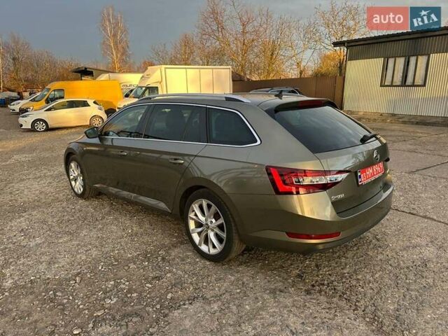 Зеленый Шкода Суперб, объемом двигателя 2 л и пробегом 289 тыс. км за 18300 $, фото 4 на Automoto.ua