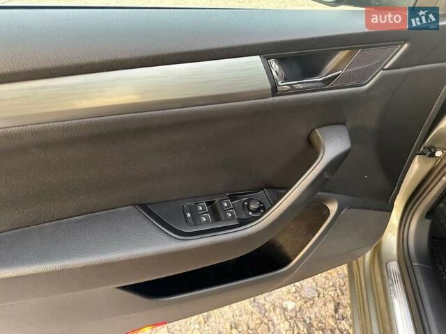 Зеленый Шкода Суперб, объемом двигателя 2 л и пробегом 289 тыс. км за 18300 $, фото 13 на Automoto.ua