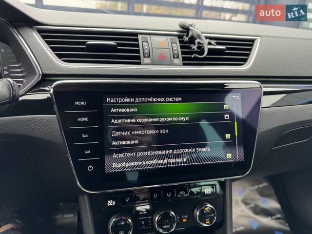 Зелений Шкода Суперб, об'ємом двигуна 2 л та пробігом 236 тис. км за 23900 $, фото 24 на Automoto.ua