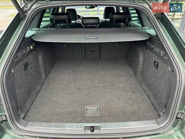 Зелений Шкода Суперб, об'ємом двигуна 2 л та пробігом 236 тис. км за 23900 $, фото 32 на Automoto.ua