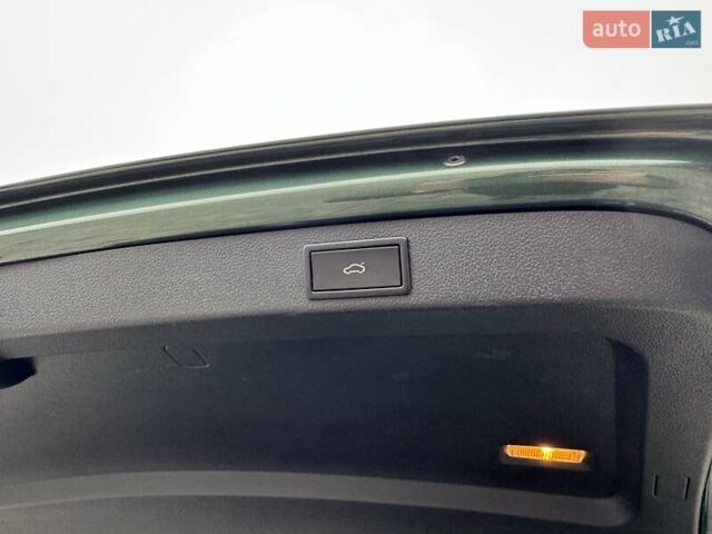 Зелений Шкода Суперб, об'ємом двигуна 2 л та пробігом 236 тис. км за 23900 $, фото 33 на Automoto.ua