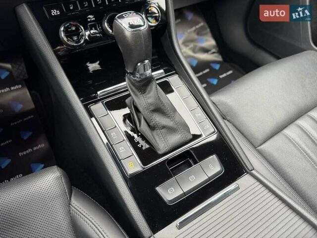 Зелений Шкода Суперб, об'ємом двигуна 2 л та пробігом 236 тис. км за 23900 $, фото 28 на Automoto.ua