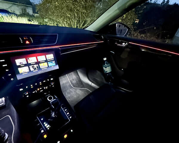 Зелений Шкода Суперб, об'ємом двигуна 2 л та пробігом 84 тис. км за 34900 $, фото 36 на Automoto.ua