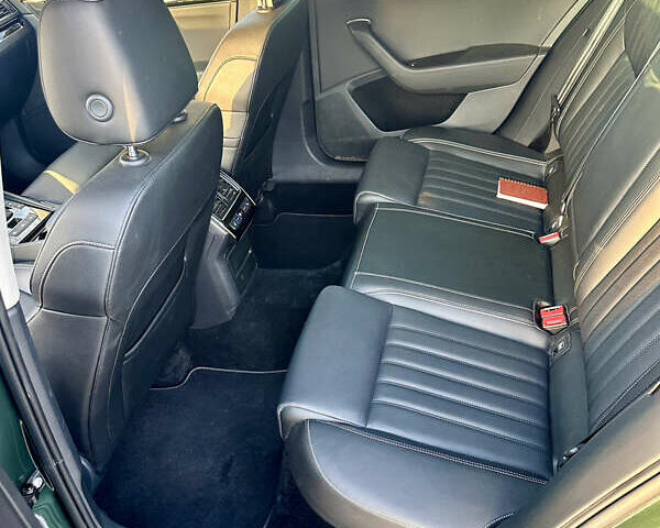 Зелений Шкода Суперб, об'ємом двигуна 2 л та пробігом 84 тис. км за 34900 $, фото 10 на Automoto.ua