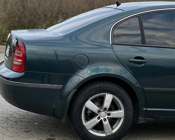 Шкода Суперб 2003 у Жмеренке на Automoto.ua Зелений Шкода Суперб, об'ємом двигуна 1.78 л та пробігом 304 тис. км за 3699 $, фото 8 на Automoto.ua