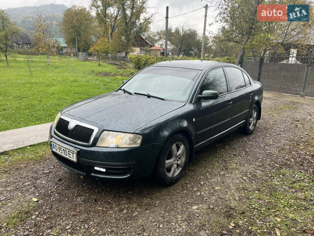 Зеленый Шкода Суперб, объемом двигателя 1.78 л и пробегом 250 тыс. км за 2750 $, фото 1 на Automoto.ua
