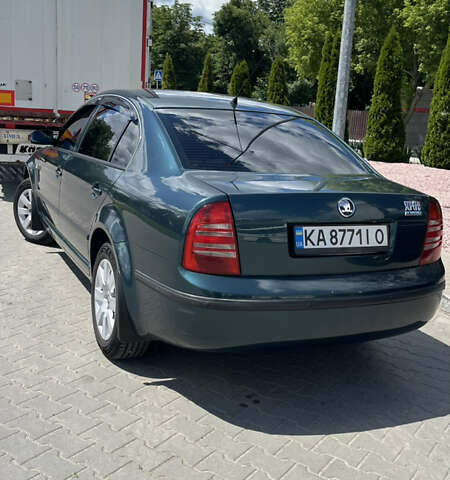 Зеленый Шкода Суперб, объемом двигателя 1.78 л и пробегом 360 тыс. км за 4600 $, фото 1 на Automoto.ua