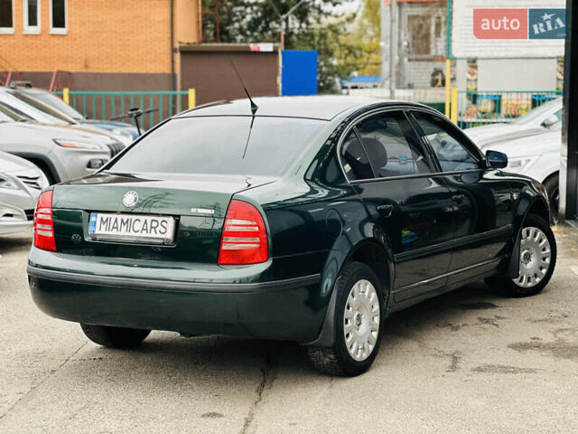 Зеленый Шкода Суперб, объемом двигателя 1.8 л и пробегом 246 тыс. км за 4999 $, фото 3 на Automoto.ua