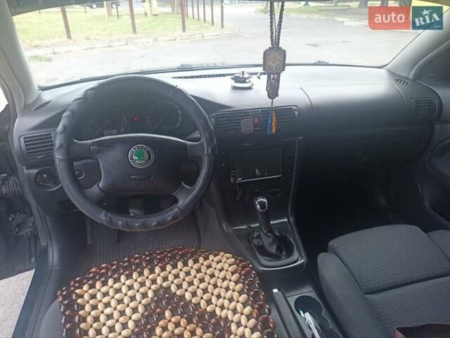 Зеленый Шкода Суперб, объемом двигателя 1.9 л и пробегом 246 тыс. км за 6100 $, фото 2 на Automoto.ua