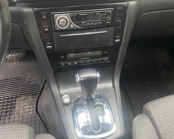 Зеленый Шкода Суперб, объемом двигателя 1.9 л и пробегом 350 тыс. км за 4500 $, фото 18 на Automoto.ua