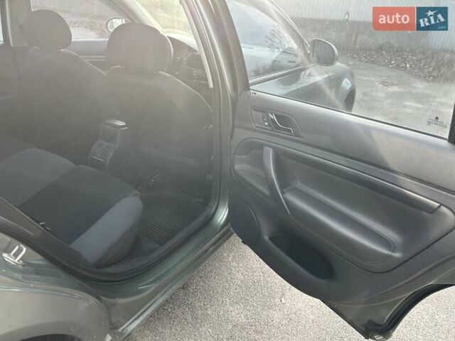 Зеленый Шкода Суперб, объемом двигателя 1.78 л и пробегом 230 тыс. км за 4000 $, фото 11 на Automoto.ua