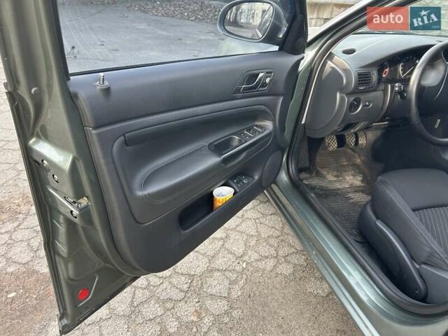 Зеленый Шкода Суперб, объемом двигателя 1.78 л и пробегом 230 тыс. км за 4000 $, фото 5 на Automoto.ua