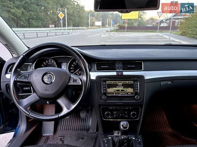 Шкода Суперб 2014 в Дубно на Automoto.ua Зеленый Шкода Суперб, объемом двигателя 1.6 л и пробегом 171 тыс. км за 13000 $, фото 15 на Automoto.ua