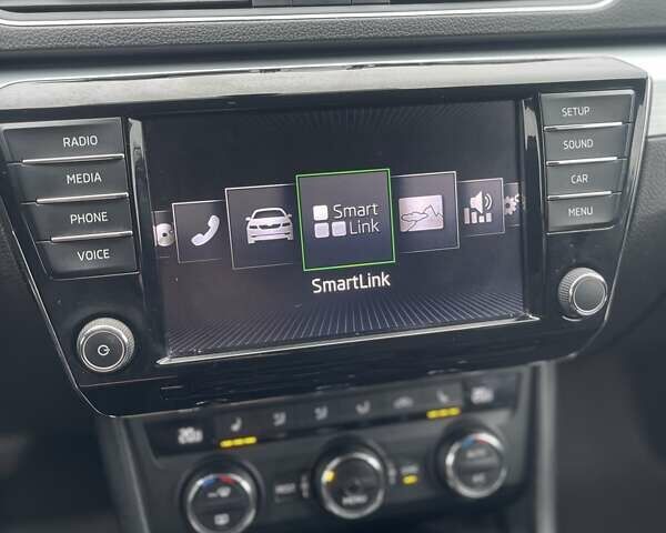 Зелений Шкода Суперб, об'ємом двигуна 1.8 л та пробігом 174 тис. км за 15000 $, фото 54 на Automoto.ua