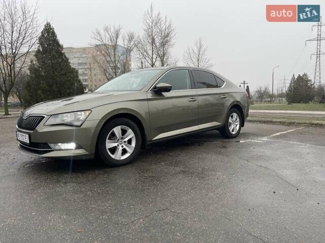 Зелений Шкода Суперб, об'ємом двигуна 1.8 л та пробігом 174 тис. км за 15000 $, фото 2 на Automoto.ua