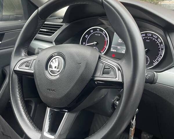 Зелений Шкода Суперб, об'ємом двигуна 1.8 л та пробігом 174 тис. км за 15000 $, фото 56 на Automoto.ua