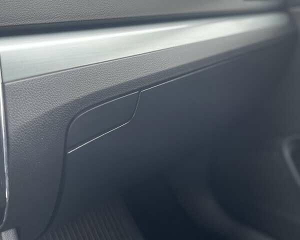 Зелений Шкода Суперб, об'ємом двигуна 1.8 л та пробігом 174 тис. км за 15000 $, фото 58 на Automoto.ua