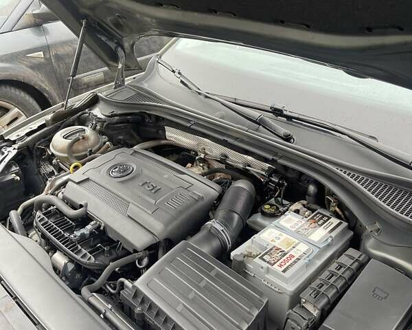 Зелений Шкода Суперб, об'ємом двигуна 1.8 л та пробігом 174 тис. км за 15000 $, фото 80 на Automoto.ua